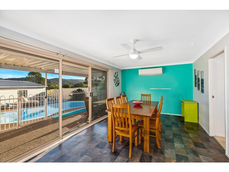 9 Peta Close, Bateau Bay NSW 2261