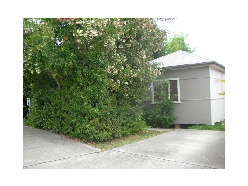 193 Bateau Bay Road, Bateau Bay NSW 2261