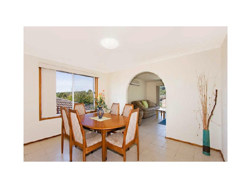 9 Anglers Drive, Bateau Bay NSW 2261