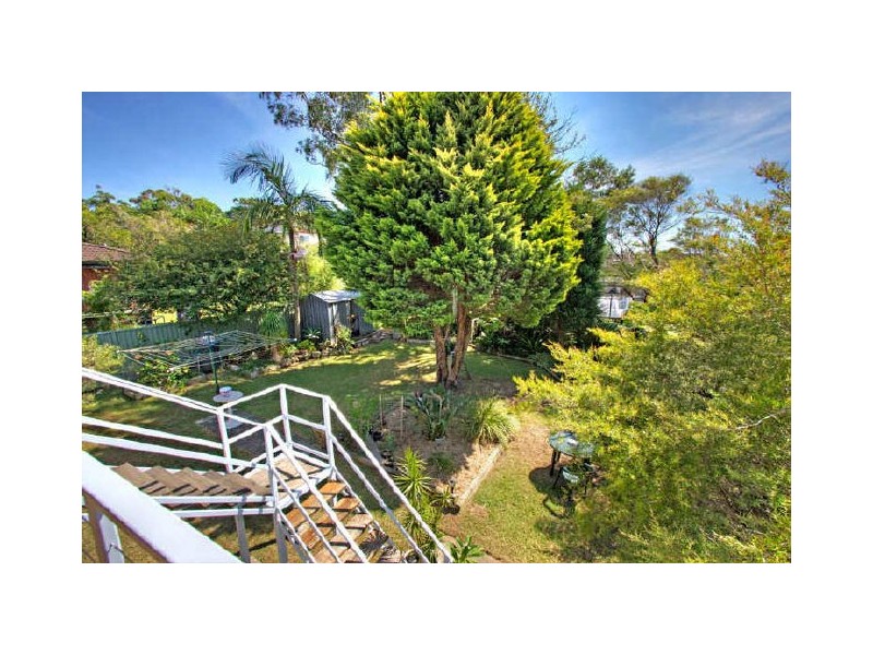 9 Anglers Drive, Bateau Bay NSW 2261