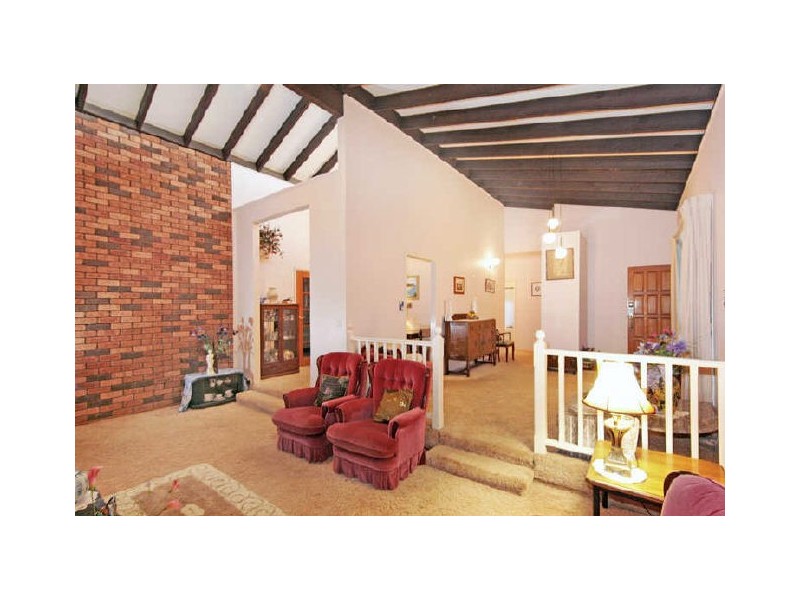 20 Bateau Bay Road, Bateau Bay NSW 2261