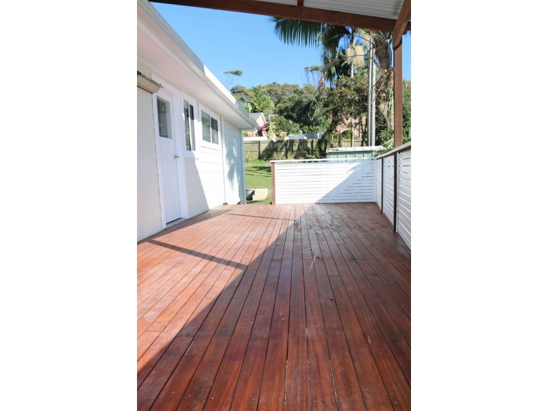591 The Entrance Road, Bateau Bay NSW 2261