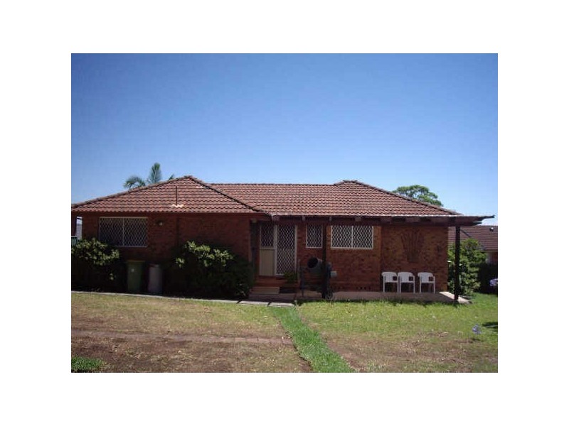 8 Newhaven Place, Bateau Bay NSW 2261