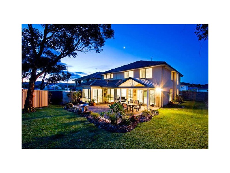 3 Bataan Circuit, Bateau Bay NSW 2261