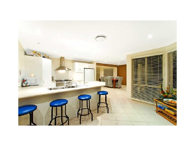 3 Bataan Circuit, Bateau Bay NSW 2261