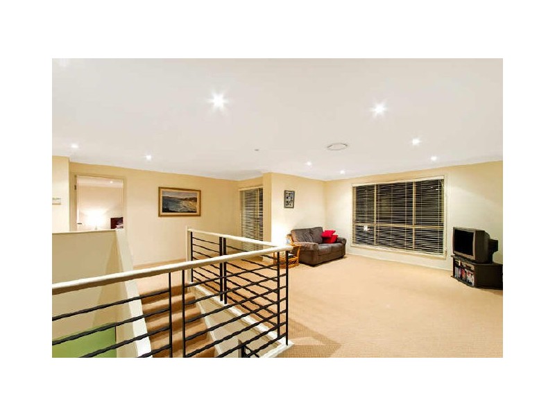 3 Bataan Circuit, Bateau Bay NSW 2261