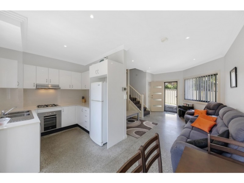 2/284 The Entrance Road, Long Jetty NSW 2261