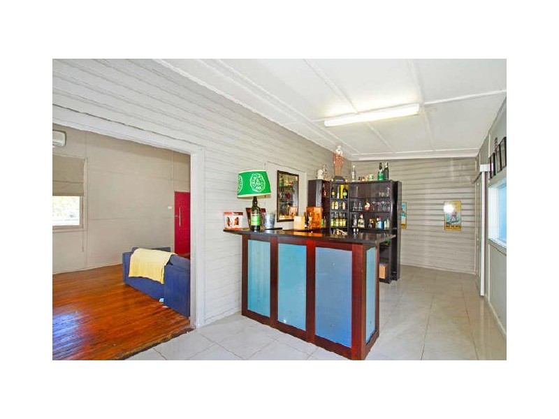 50 Bateau Bay Road, Bateau Bay NSW 2261