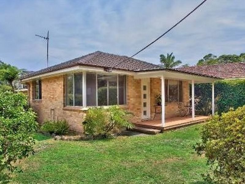 13 Reserve Drive, Bateau Bay NSW 2261
