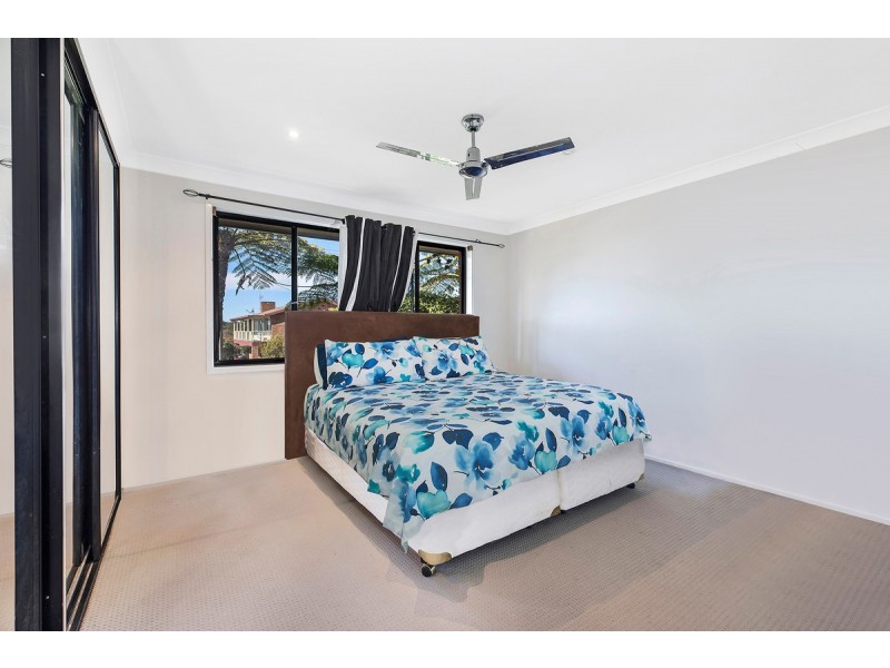 13 Margherita Avenue, Bateau Bay NSW 2261