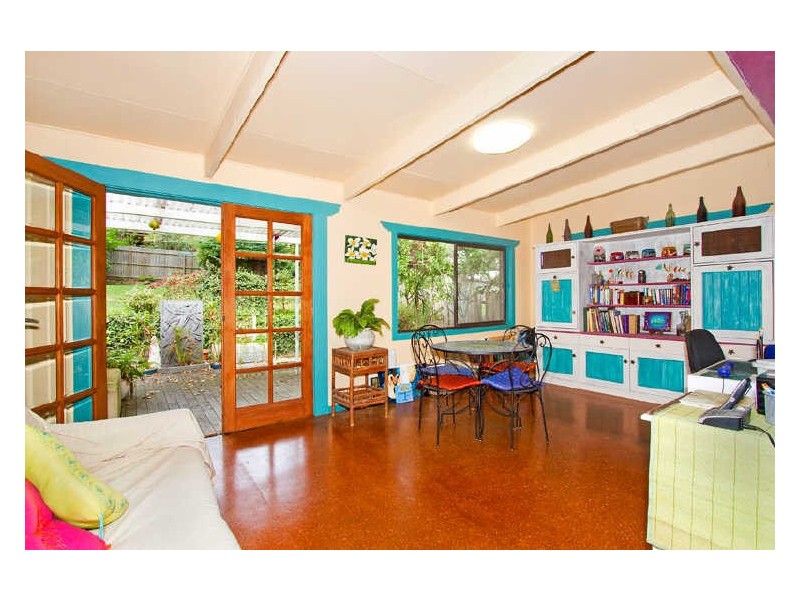 13 Toongara Avenue, Bateau Bay NSW 2261