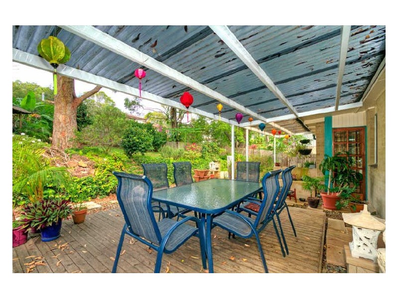 13 Toongara Avenue, Bateau Bay NSW 2261