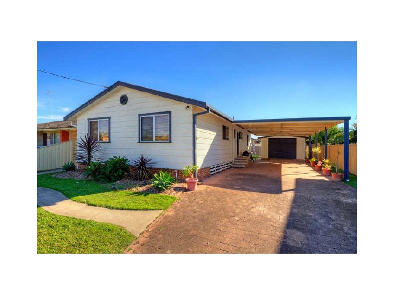 13 Bushlands Avenue, Killarney Vale NSW 2261