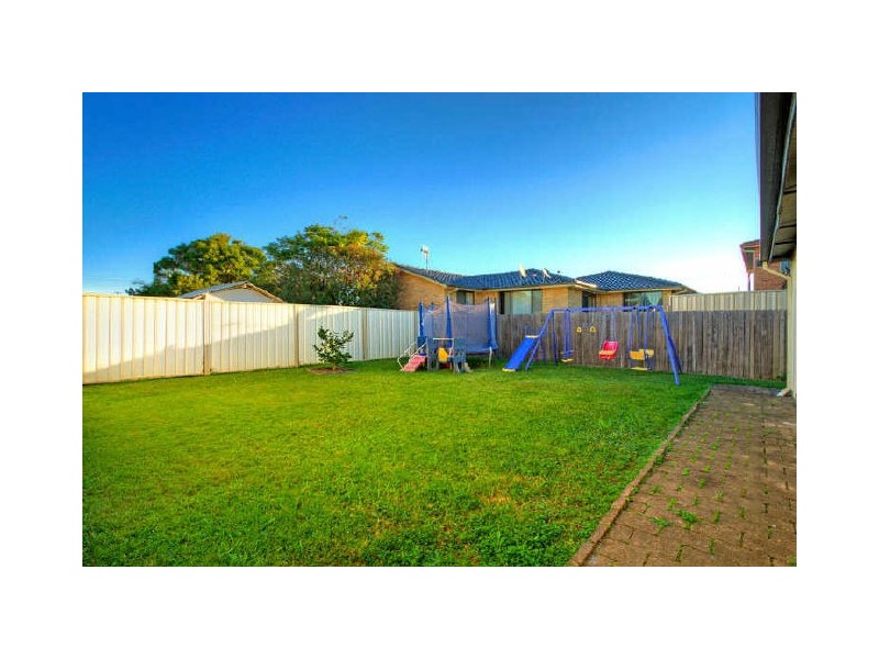 13 Bushlands Avenue, Killarney Vale NSW 2261