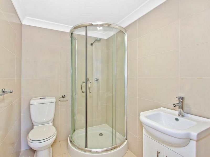 16 Sierra Avenue, Bateau Bay NSW 2261