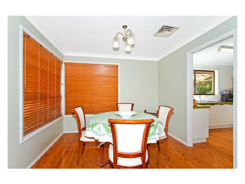 39 Keats Avenue, Bateau Bay NSW 2261