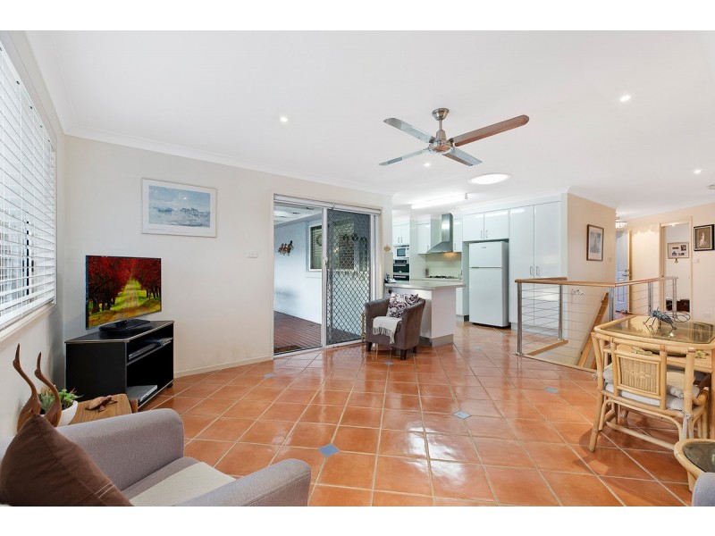 41 Morley Avenue, Bateau Bay NSW 2261
