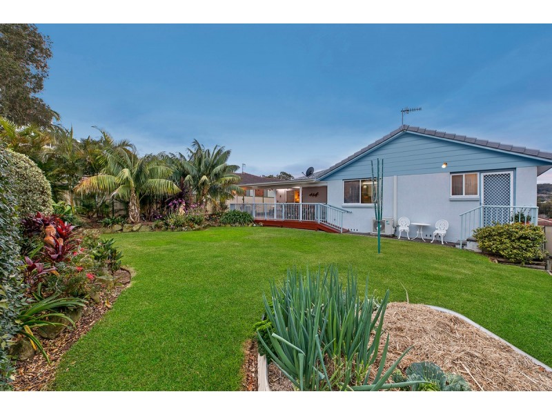 41 Morley Avenue, Bateau Bay NSW 2261