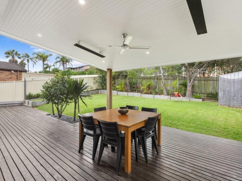 30 Curzon Avenue, Bateau Bay NSW 2261