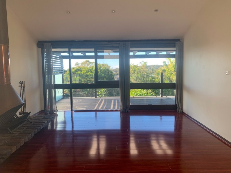 56 Promenade Avenue, Bateau Bay NSW 2261