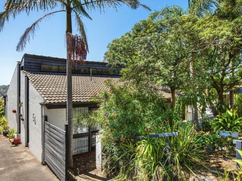 56 Promenade Avenue, Bateau Bay NSW 2261