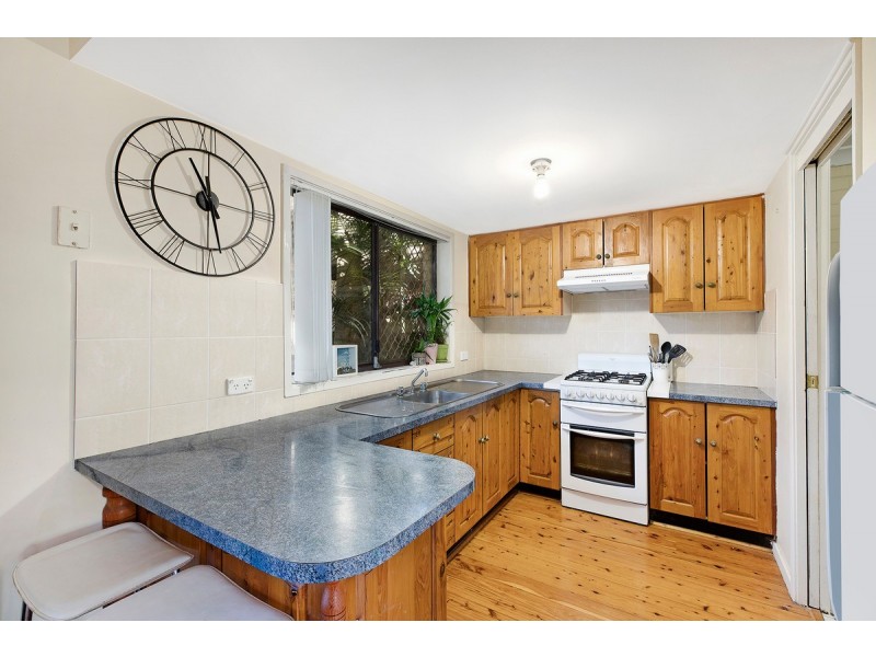 1/15 Rotherham Street, Bateau Bay NSW 2261