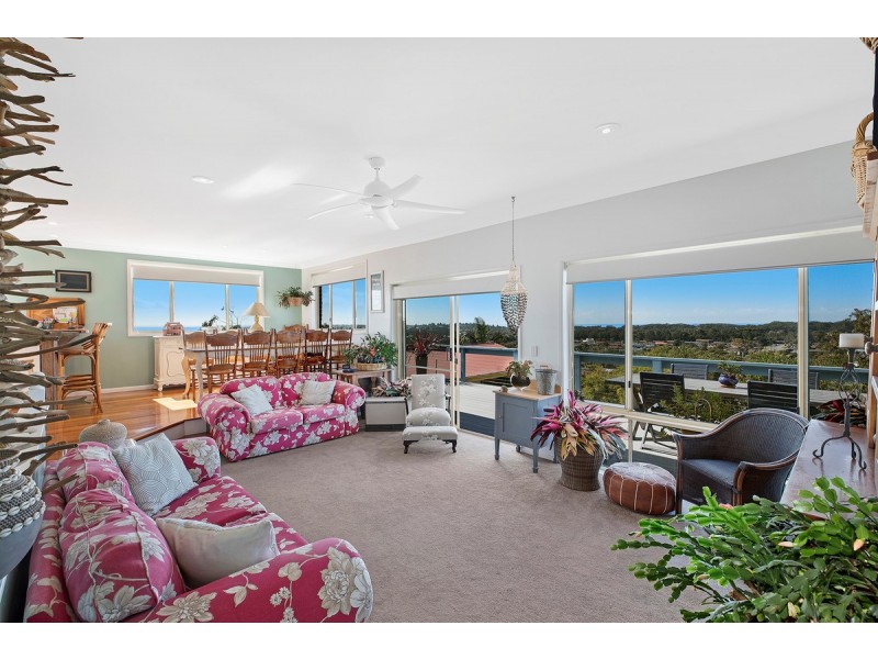 46 Promenade Avenue, Bateau Bay NSW 2261