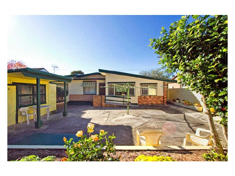 15 Papala Avenue, Bateau Bay NSW 2261