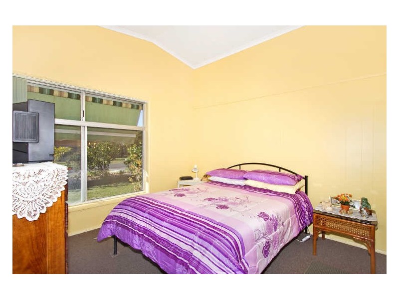 15 Papala Avenue, Bateau Bay NSW 2261