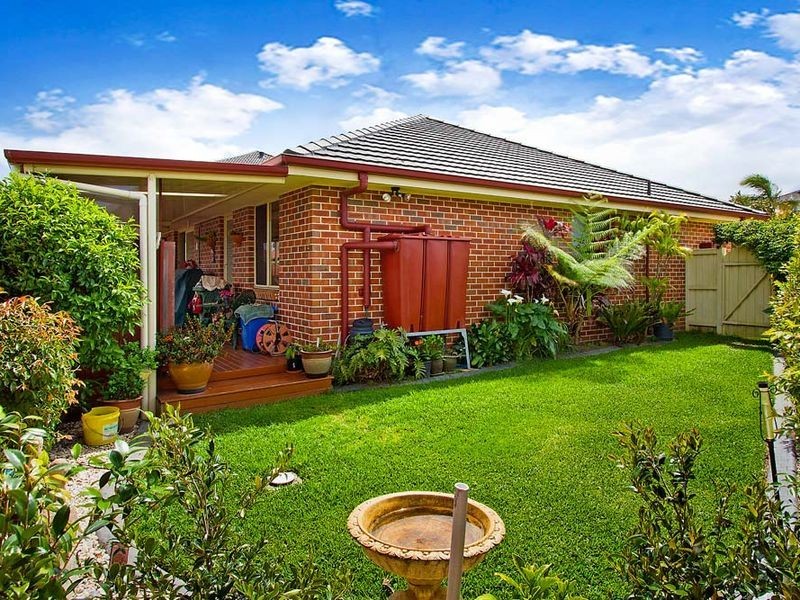 35 Scarborough Place, Bateau Bay NSW 2261