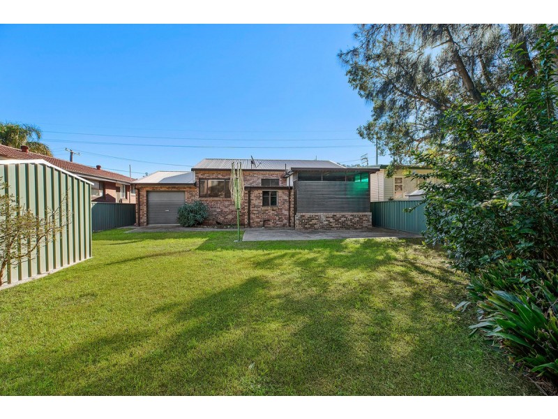 8 Graham Street, Long Jetty NSW 2261