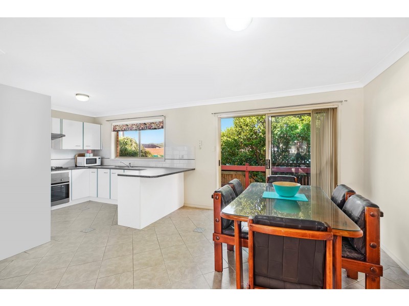 2/56 Morley Avenue, Bateau Bay NSW 2261