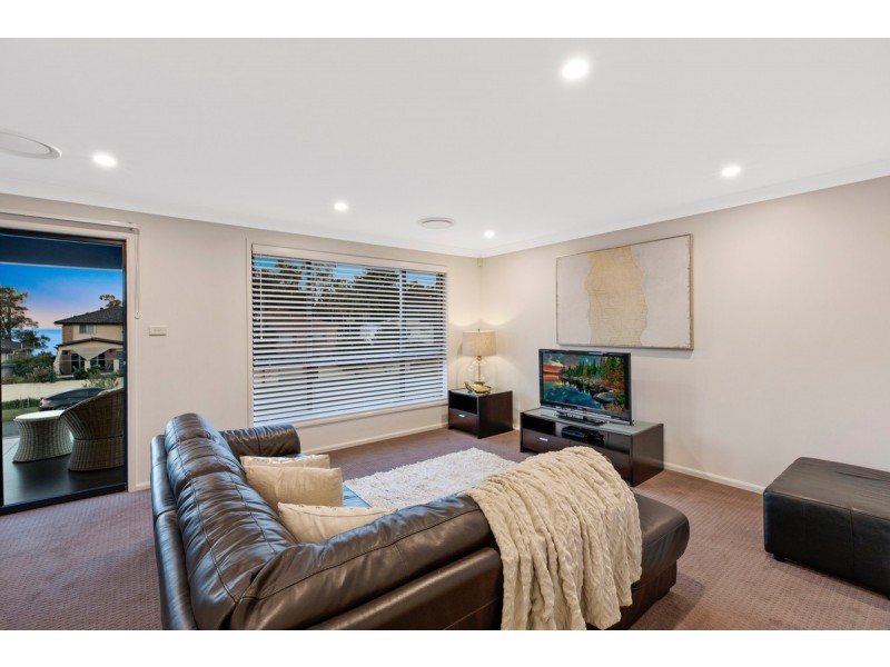 16 Hinemoa Avenue, Killarney Vale NSW 2261