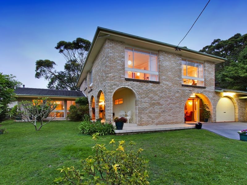 17 Vista Parade, Bateau Bay NSW 2261