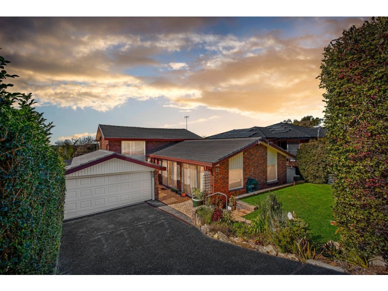 52 Promenade Avenue, Bateau Bay NSW 2261