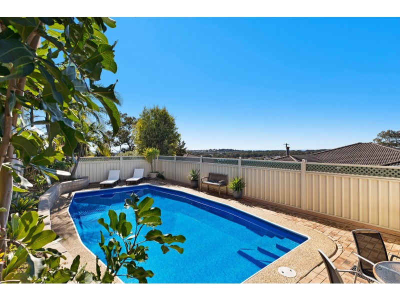 52 Promenade Avenue, Bateau Bay NSW 2261