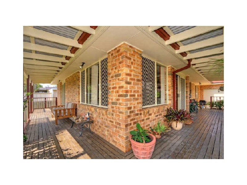 4 Papala Avenue, Bateau Bay NSW 2261