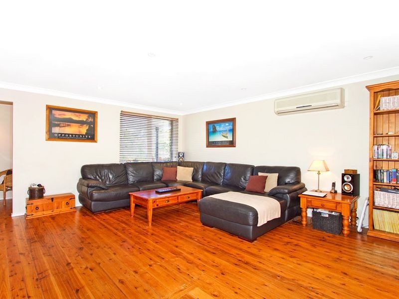 16 Sierra Ave, Bateau Bay NSW 2261