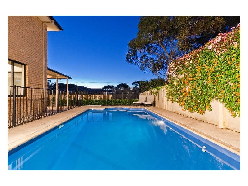 43 Lakin Street, Bateau Bay NSW 2261