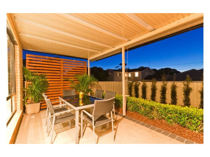43 Lakin Street, Bateau Bay NSW 2261