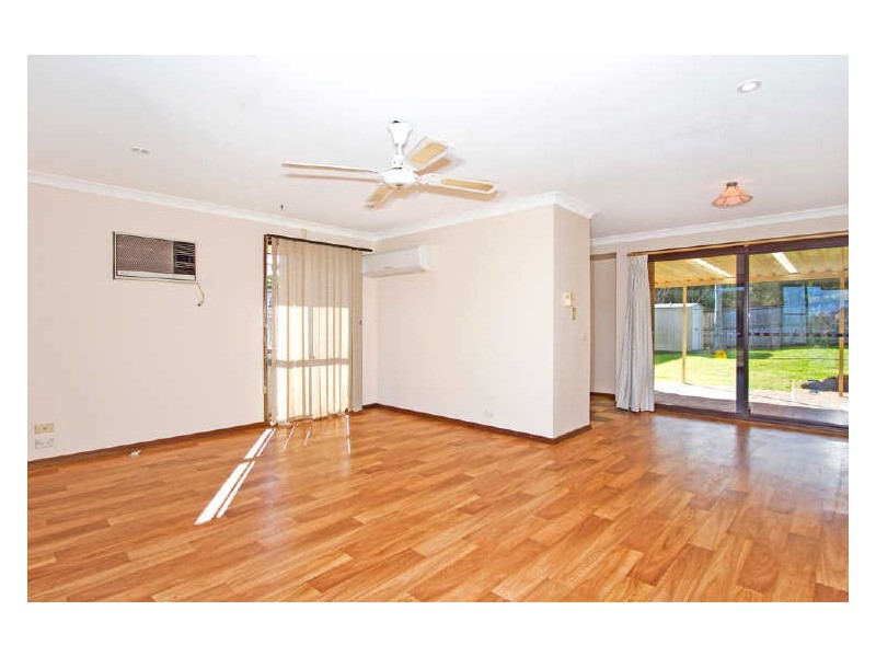 8 Sherwood Close, Bateau Bay NSW 2261