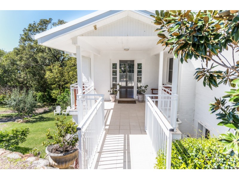 26 Kalakau Avenue, Forresters Beach NSW 2260