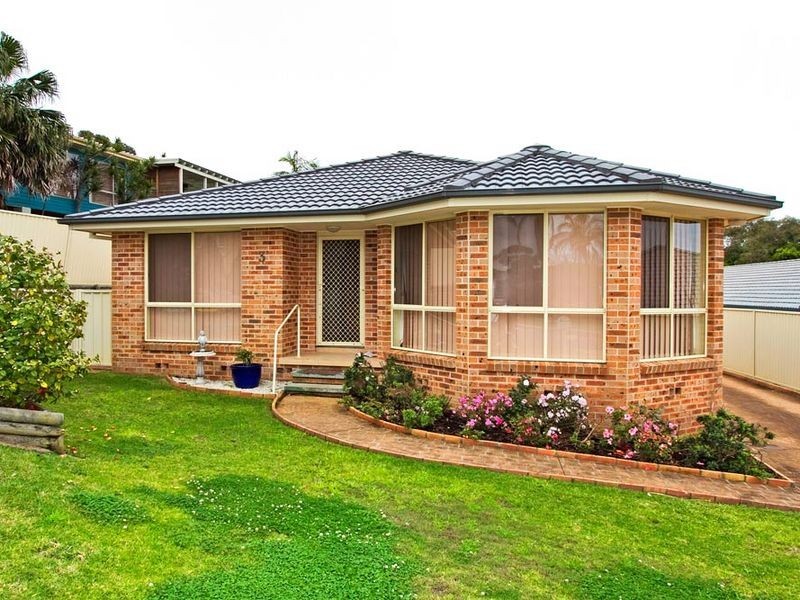 1/3 Mossman Avenue, Bateau Bay NSW 2261