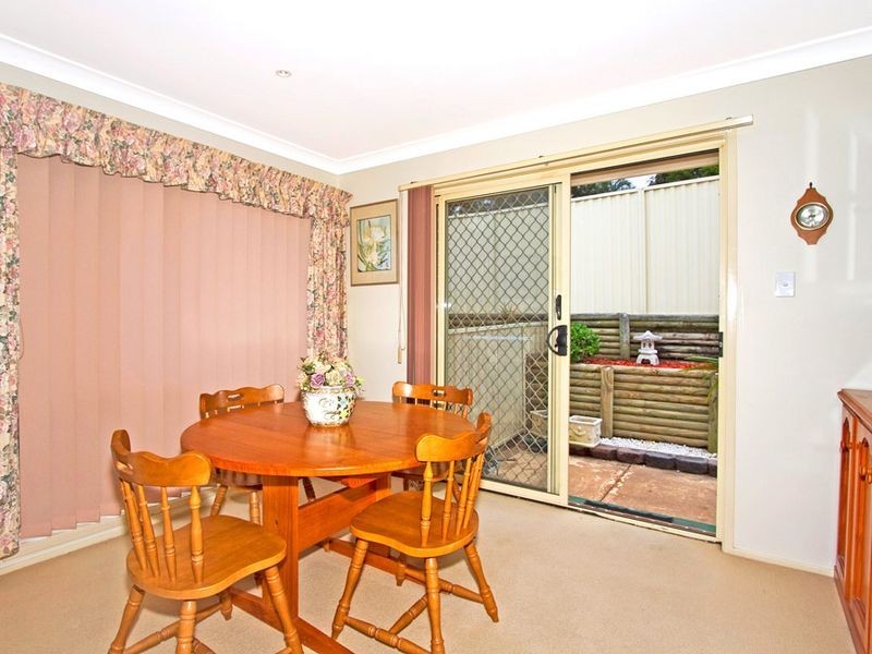 1/3 Mossman Avenue, Bateau Bay NSW 2261