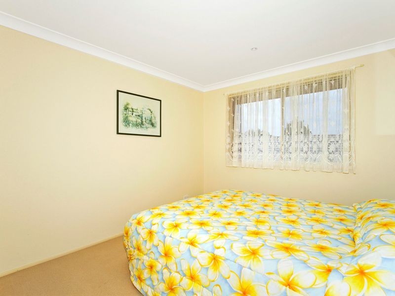 1/3 Mossman Avenue, Bateau Bay NSW 2261