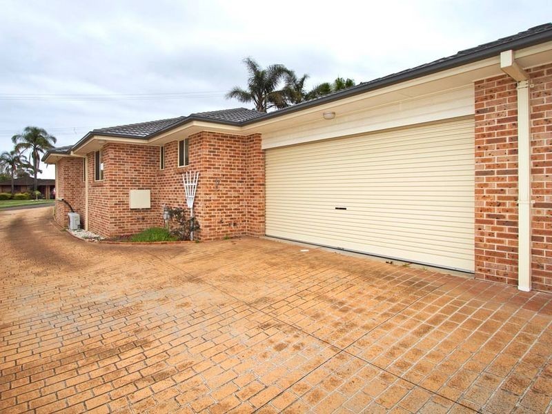 1/3 Mossman Avenue, Bateau Bay NSW 2261