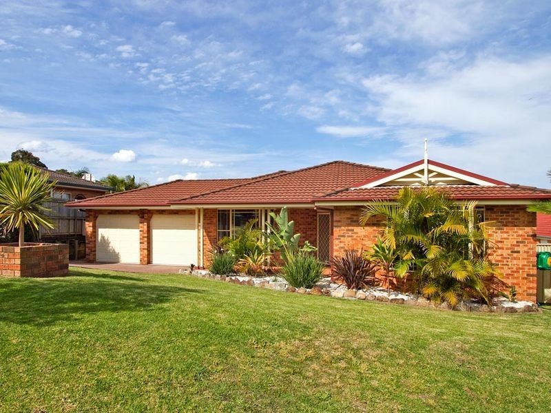 52 Morley Avenue, Bateau Bay NSW 2261