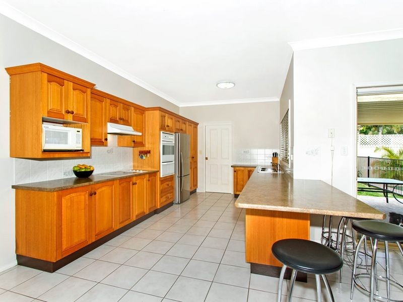 52 Morley Avenue, Bateau Bay NSW 2261