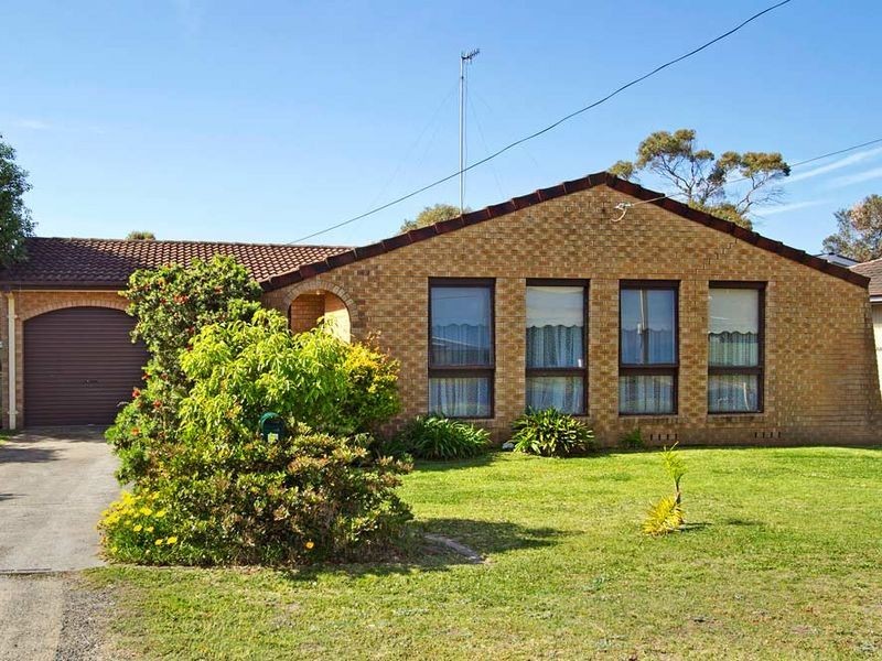 36 Rushby Street, Bateau Bay NSW 2261