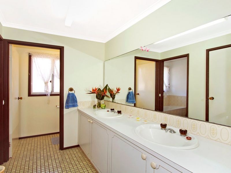 36 Rushby Street, Bateau Bay NSW 2261